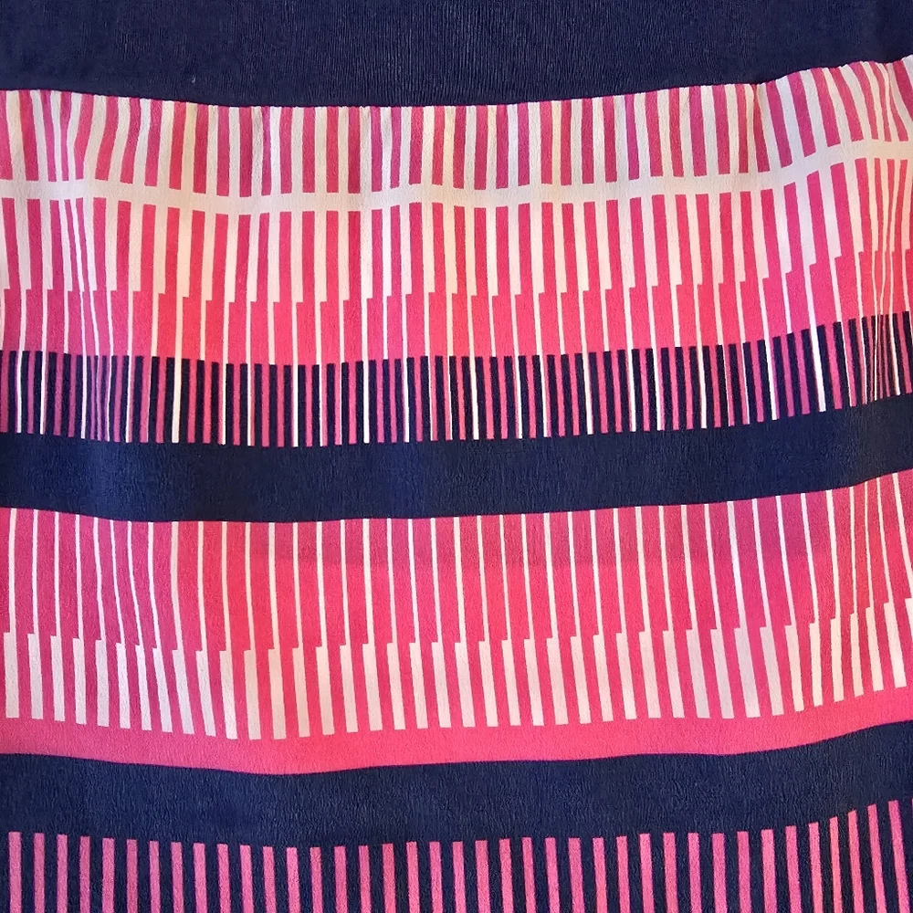 Tommy Bahama Women's Striped Pink Navy Sleeveless Top Size Small Silk Outdoors - Picture 4 of 13